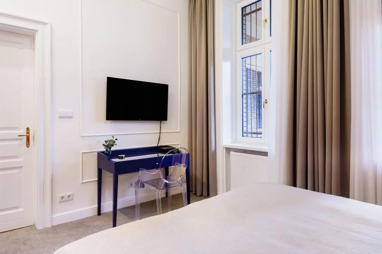 Broadway Residence Budapest 0*,  Hungary