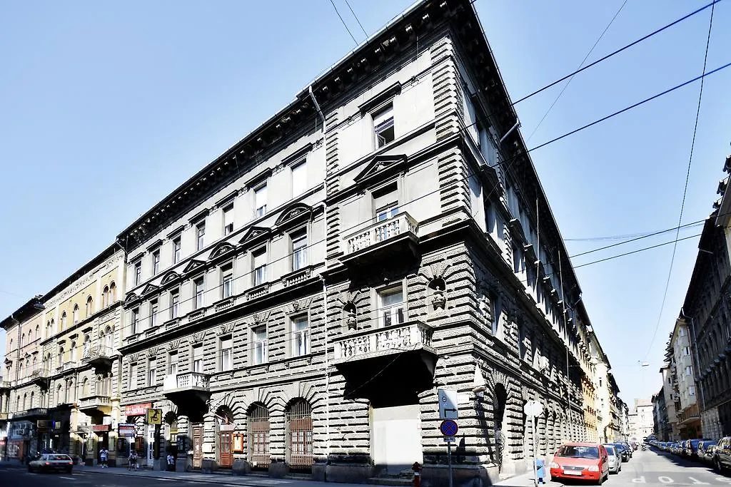 Broadway Residence Budapest 0*,  Hungary